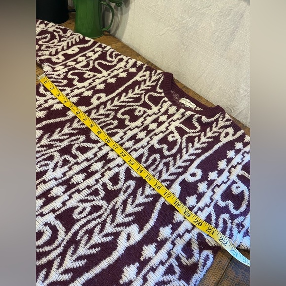 Vintage Burgundy Knit Sweater - White Stag size L - Picture 4 of 8